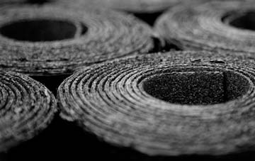 Whitslaid bitumen roof disadvantages